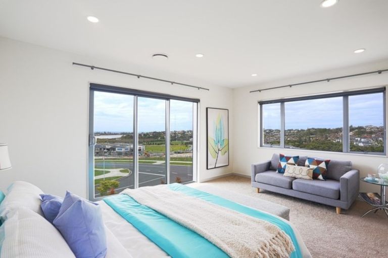 Photo of property in 10 Miller Rise, Silverdale, 0932