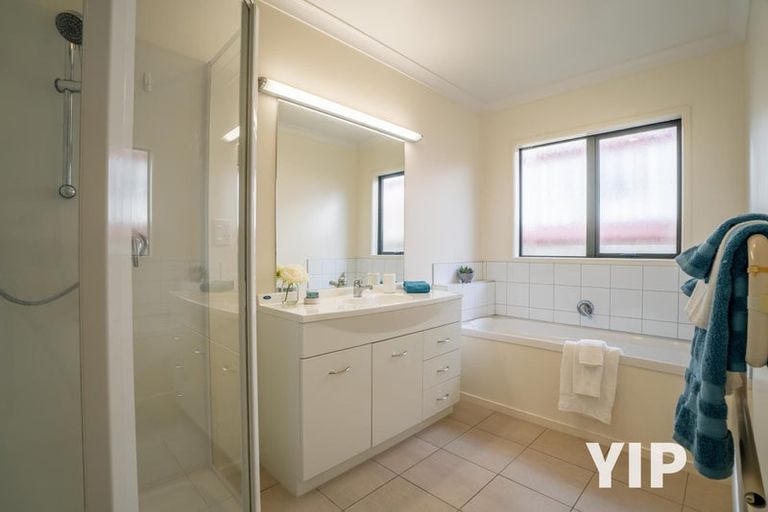 Photo of property in 7a Trinidad Crescent, Grenada Village, Wellington, 6037