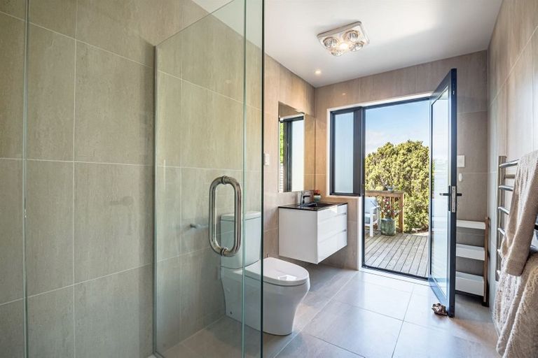 Photo of property in 5 Bella Vista Drive, Gulf Harbour, Whangaparaoa, 0930