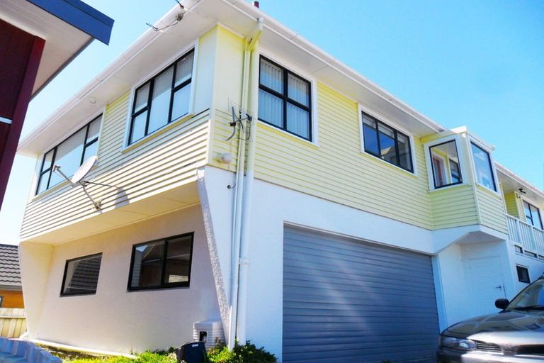 Photo of property in 40 Cunliffe Street, Johnsonville, Wellington, 6037
