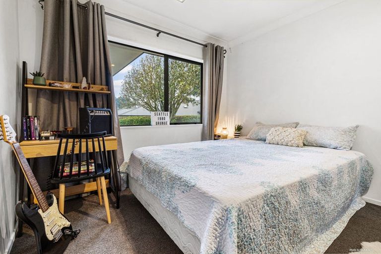 Photo of property in 7 Bayview Drive, Waiuku, 2123