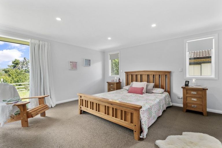 Photo of property in 12 Kereru Place, Pyes Pa, Tauranga, 3112