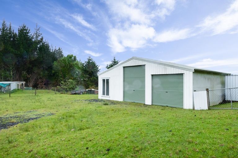 Photo of property in 58 Sunnyvale Road, Massey, Auckland, 0614