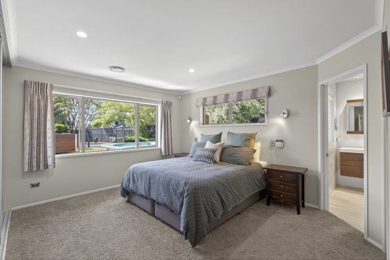 Photo of property in 55 Shelter Grove, Frankleigh Park, New Plymouth, 4310