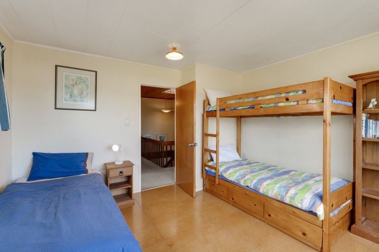 Photo of property in 137 Patuwai Drive, Whangamata, 3620