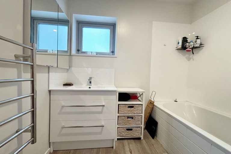 Photo of property in 3/32 Avalon Street, Richmond, Christchurch, 8013