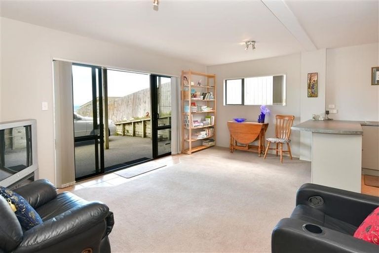 Photo of property in 31 Tamatea Drive, Snells Beach, 0920