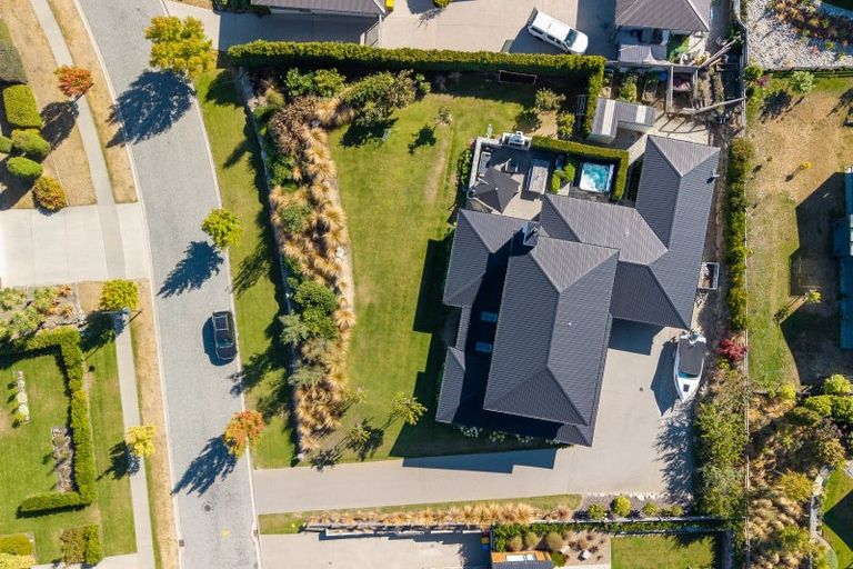 Photo of property in 5 Clearview Street, Wanaka, 9305