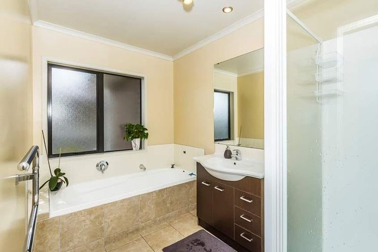 Photo of property in 3 Ward Street, Pukekohe, 2120