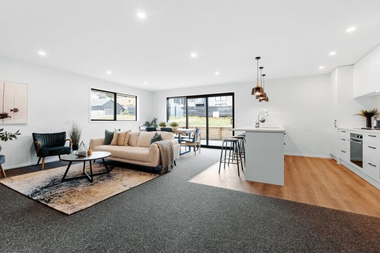 Photo of property in 37 Woodpecker Street, Lake Hawea, 9382