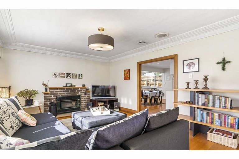 Photo of property in 10 Lloyd Avenue, Papatoetoe, Auckland, 2025