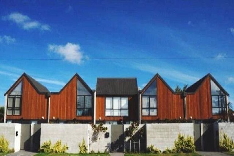 Photo of property in 1/20 North Avon Road, Richmond, Christchurch, 8013