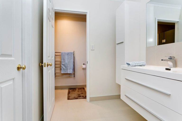 Photo of property in 12 Sample Road, Albany, Auckland, 0632