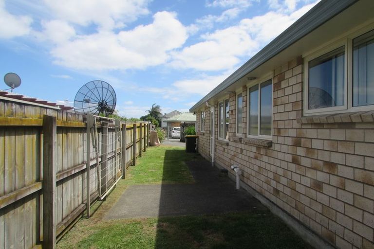 Photo of property in 36 Pateke Drive, Takanini, 2112