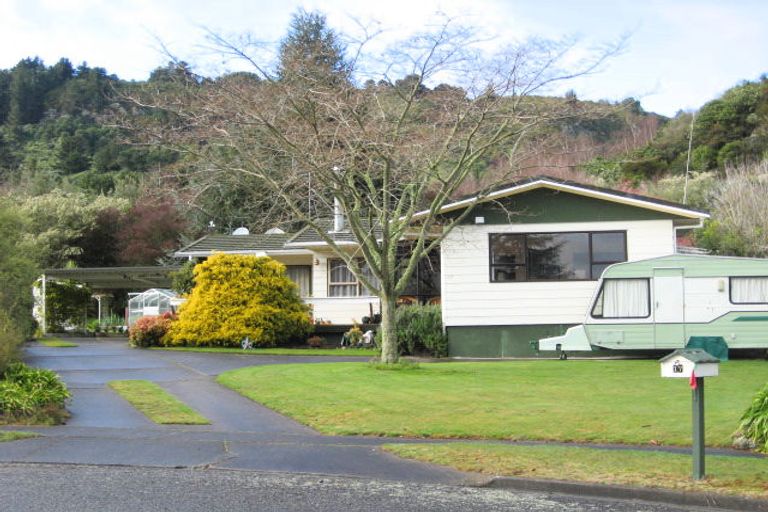 Photo of property in 17 Pearce Place, Kinloch, Taupo, 3377