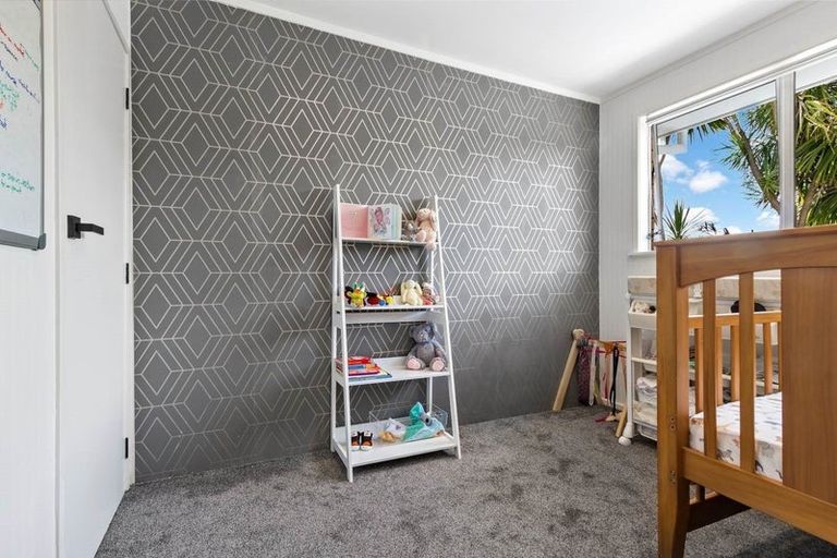 Photo of property in 3/27a Miro Street, New Lynn, Auckland, 0600