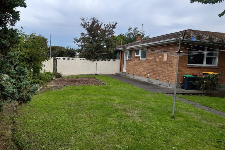 Photo of property in 34 Denise Crescent, Hornby, Christchurch, 8042