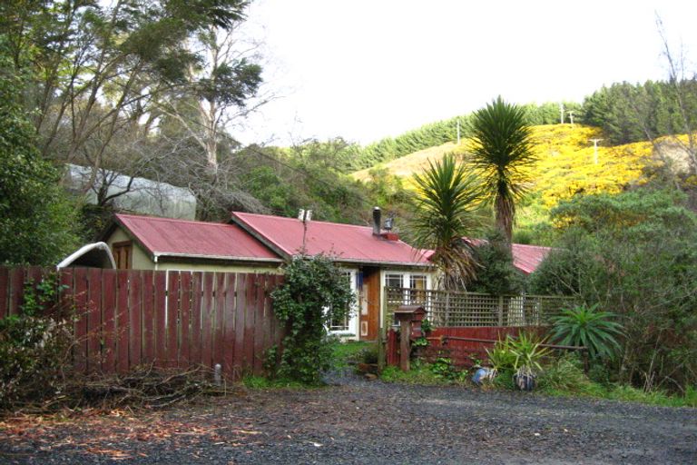 Photo of property in 19 King George Street, Broad Bay, Dunedin, 9014