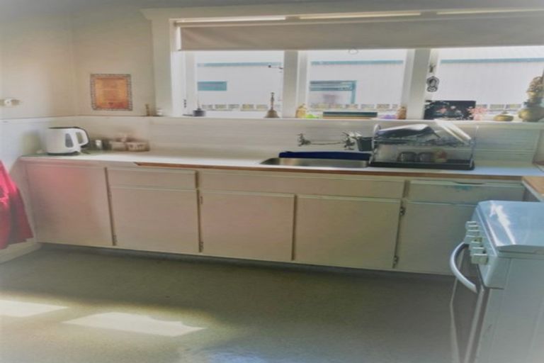 Photo of property in 107 Bridge Street, Bulls, 4818