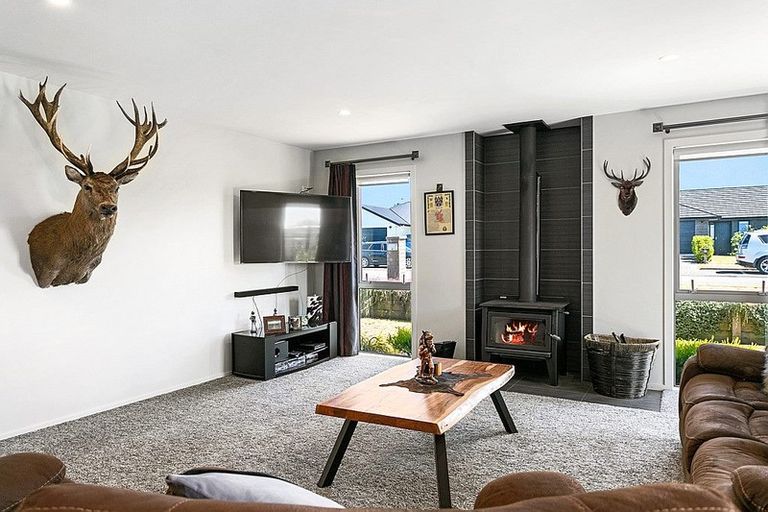 Photo of property in 11 Royal Coachman Drive, Nukuhau, Taupo, 3330