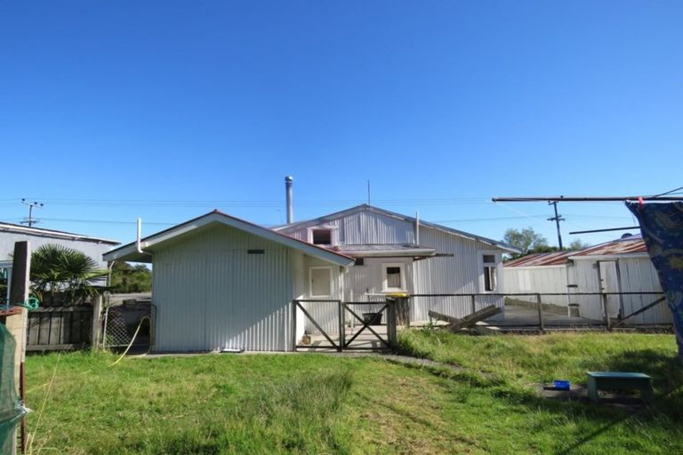 Photo of property in 42 Mcgill Street, Waimangaroa, Westport, 7891