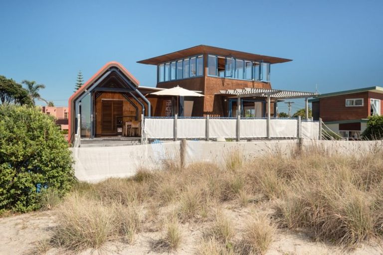 Photo of property in 65 Motiti Road, Papamoa Beach, Papamoa, 3118