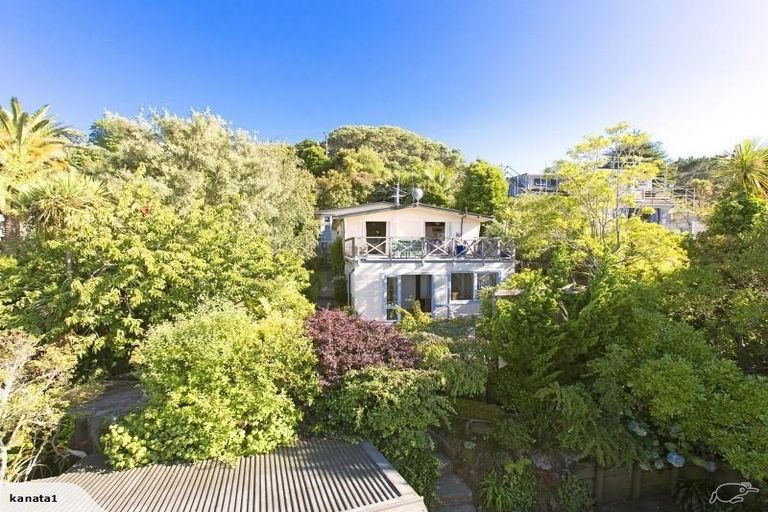 Photo of property in 193 Wade River Road, Wade Heads, Whangaparaoa, 0932