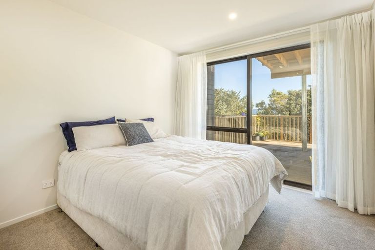 Photo of property in 94 Kotare Street, Waikanae, 5036