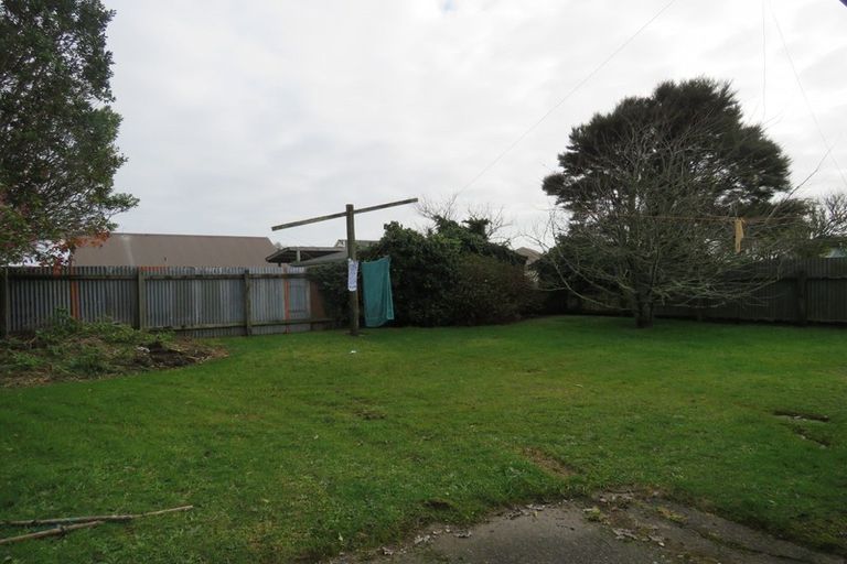 Photo of property in 68 Domett Street, Westport, 7825