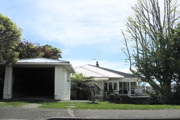 Photo of property in 6 Taupata Street, Stoke, Nelson, 7011