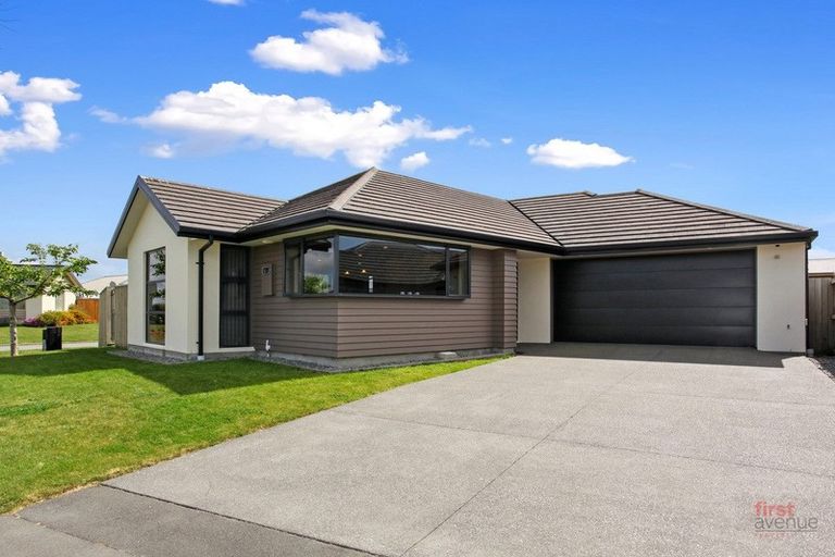 Photo of property in 2 Flaxon Place, Burwood, Christchurch, 8083