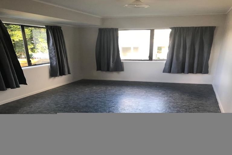 Photo of property in 1/23 Greenhaven Avenue, Opaheke, Papakura, 2113