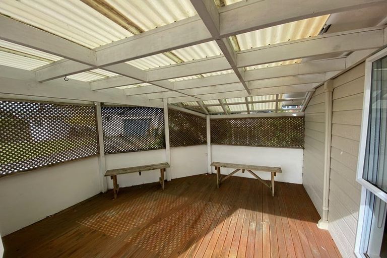 Photo of property in 66 Barbados Drive, Unsworth Heights, Auckland, 0632