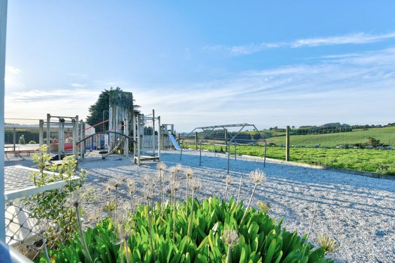 Photo of property in 22 Glenham School Road, Glenham, Wyndham, 9891