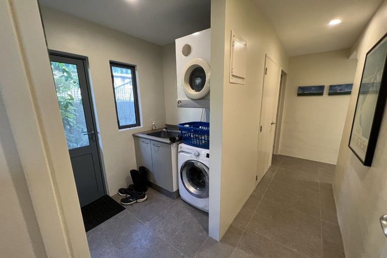 Photo of property in 4 Monkton Close, Greenhithe, Auckland, 0632