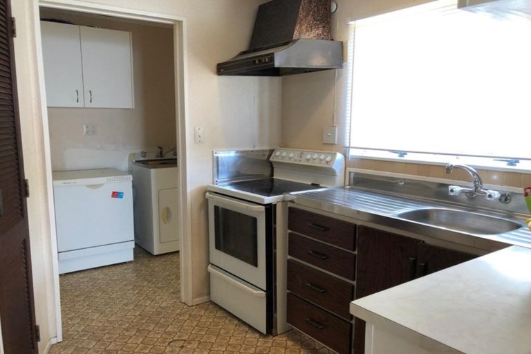 Photo of property in 16 Grant Street, Havelock North, 4130