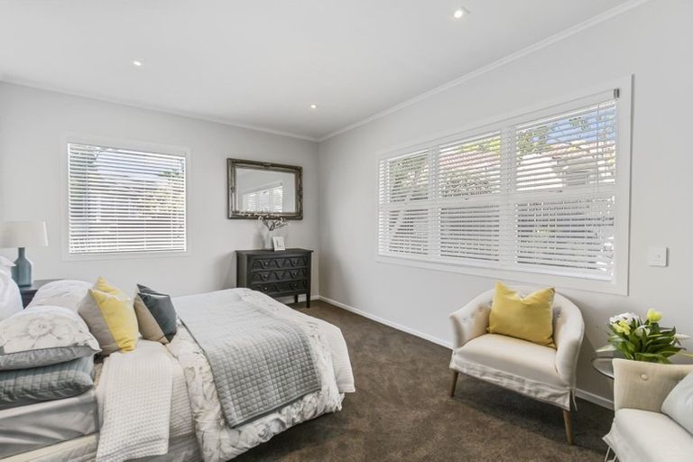 Photo of property in 1/13 Eversleigh Road, Belmont, Auckland, 0622