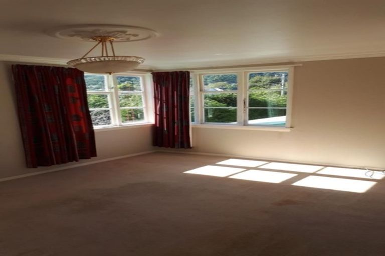 Photo of property in 115 Judd Crescent, Naenae, Lower Hutt, 5011