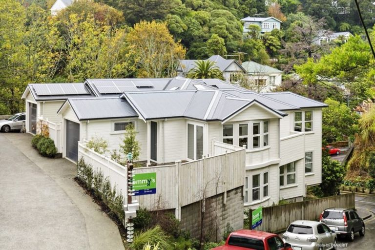 Photo of property in 2 Crieff Street, Northland, Wellington, 6012