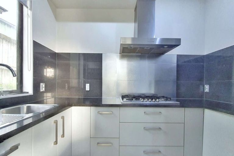 Photo of property in 7 Andy Crescent, Flat Bush, Auckland, 2016