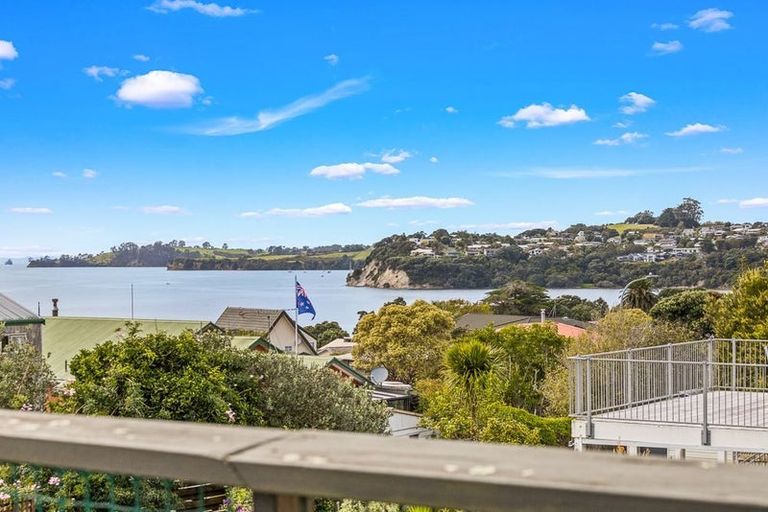 Photo of property in 6 Kotuku Place, Snells Beach, 0920