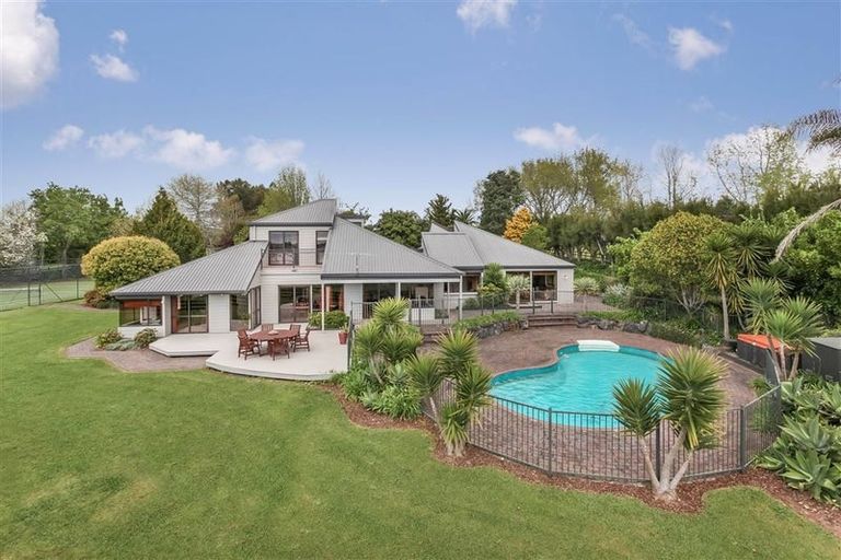 Photo of property in 60 Derbyshire Lane, Karaka, Papakura, 2580