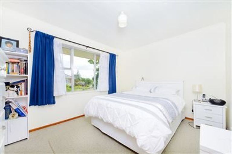 Photo of property in 2/2 Wayne Drive, Mangere, Auckland, 2022
