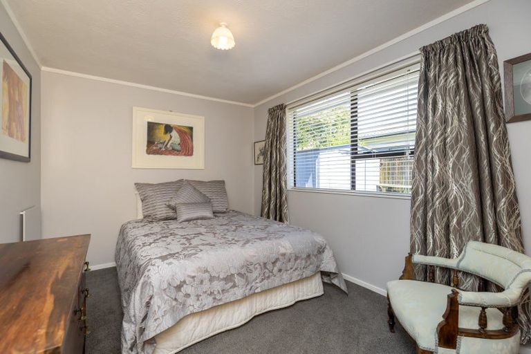 Photo of property in 2 Kanawa Street, Waikanae, 5036