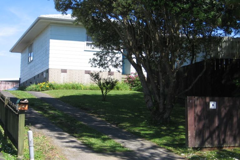 Photo of property in 16 Komako Place, Papatoetoe, Auckland, 2025