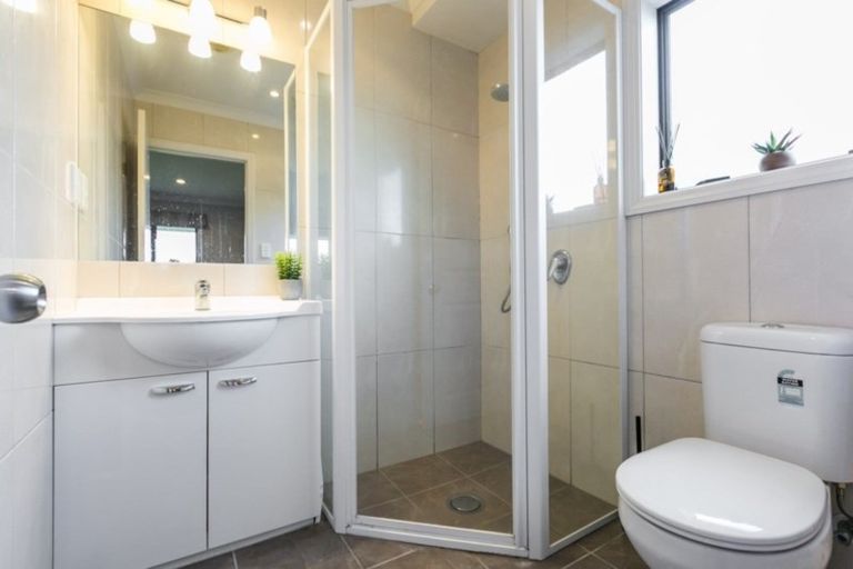 Photo of property in 8 Pania Place, Poraiti, Napier, 4112