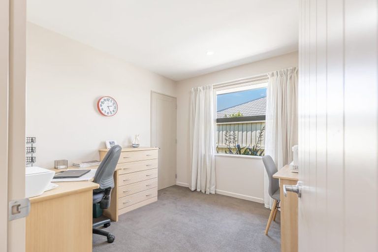 Photo of property in 83 Rannoch Drive, Broomfield, Christchurch, 8042