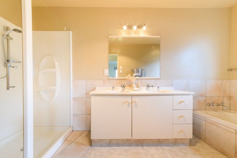 Photo of property in 7 Mercury Street, Milson, Palmerston North, 4414