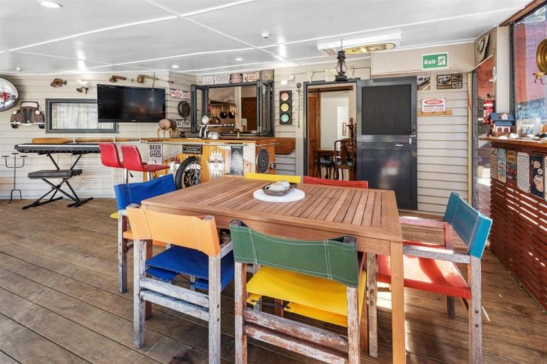 Photo of property in 3 Oakura Road, Oakura, Hikurangi, 0184