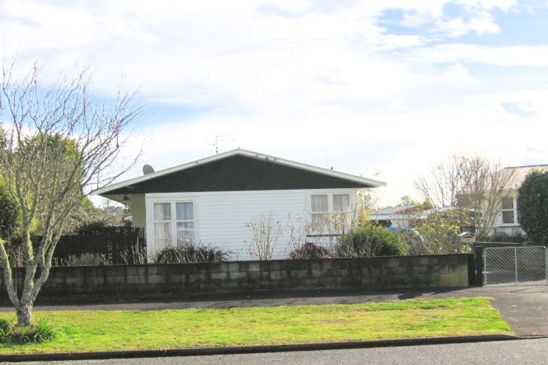 Photo of property in 44 Irvine Street, Frankton, Hamilton, 3204